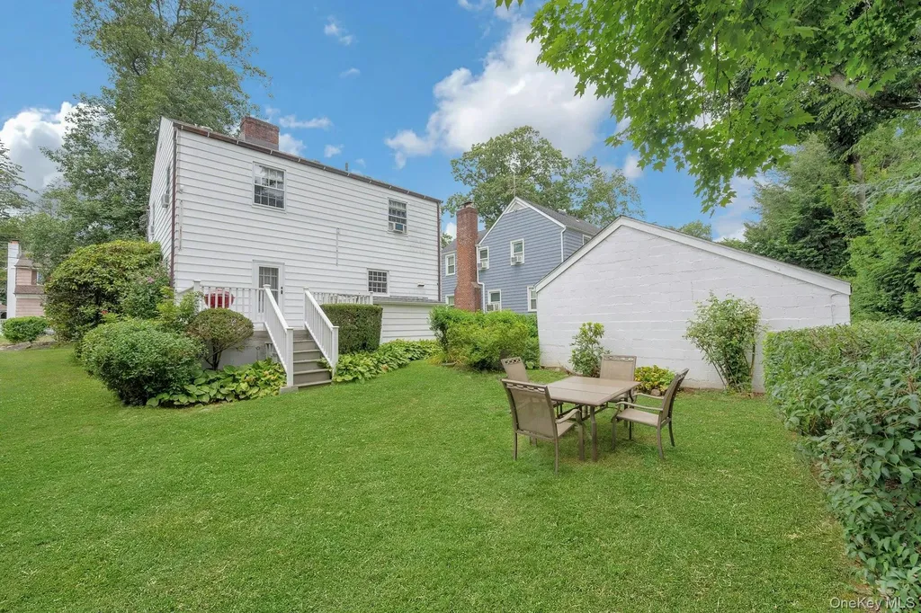 136 White Road Scarsdale NY 10583