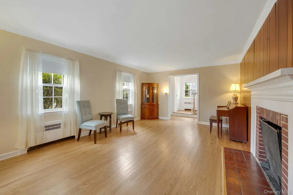 136 White Road Scarsdale NY 10583