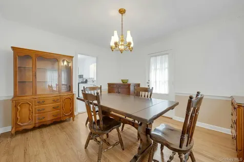 136 White Road Scarsdale NY 10583