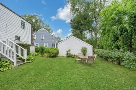 136 White Road Scarsdale NY 10583