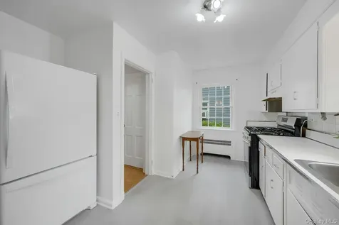 136 White Road Scarsdale NY 10583