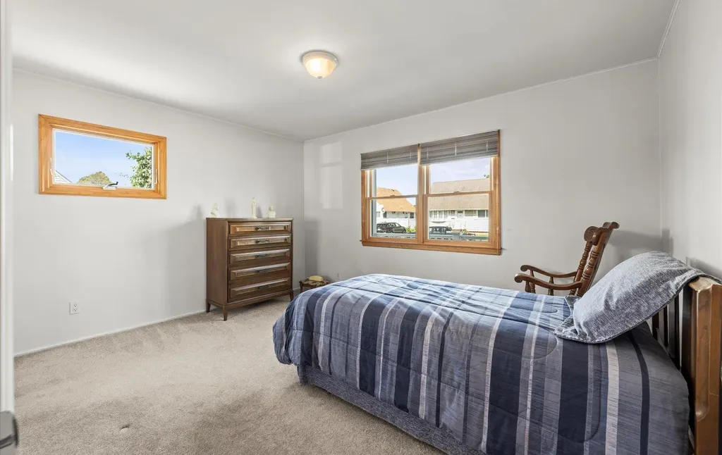 78 Cliff Drive Hicksville NY 11801