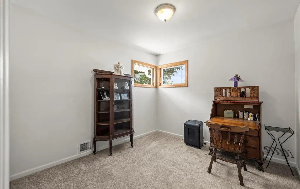 78 Cliff Drive Hicksville NY 11801