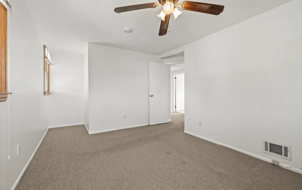 78 Cliff Drive Hicksville NY 11801