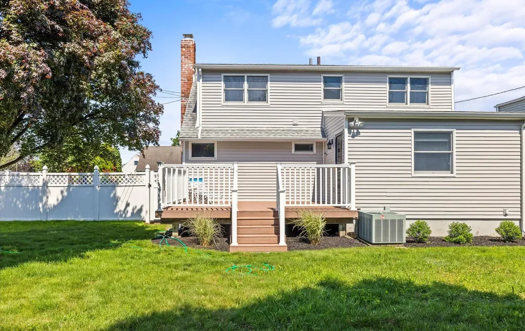 78 Cliff Drive Hicksville NY 11801