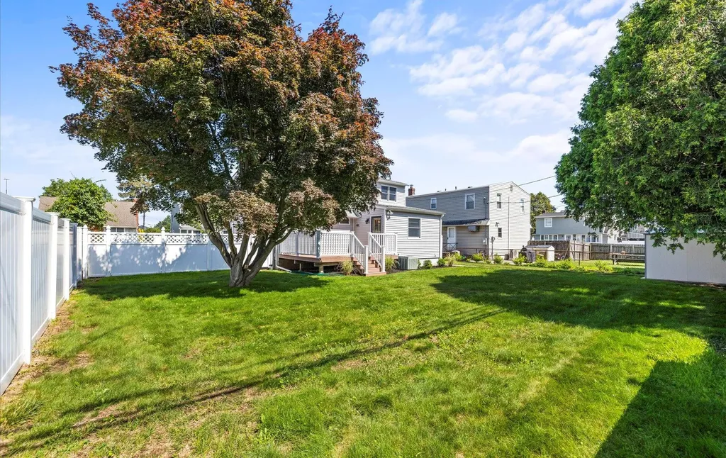 78 Cliff Drive Hicksville NY 11801