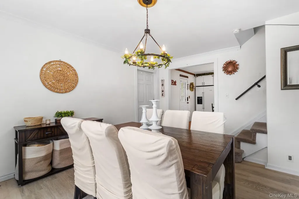121 Thomas Avenue Bethpage NY 11714