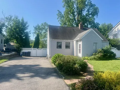 32 Beaver Hill Road Elmsford NY 10523