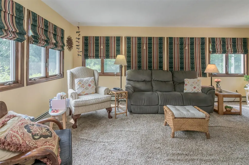 2 Valley View Circle Warwick NY 10990