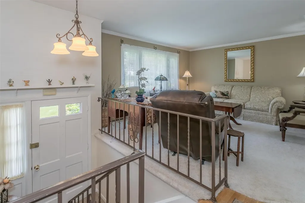 2 Valley View Circle Warwick NY 10990