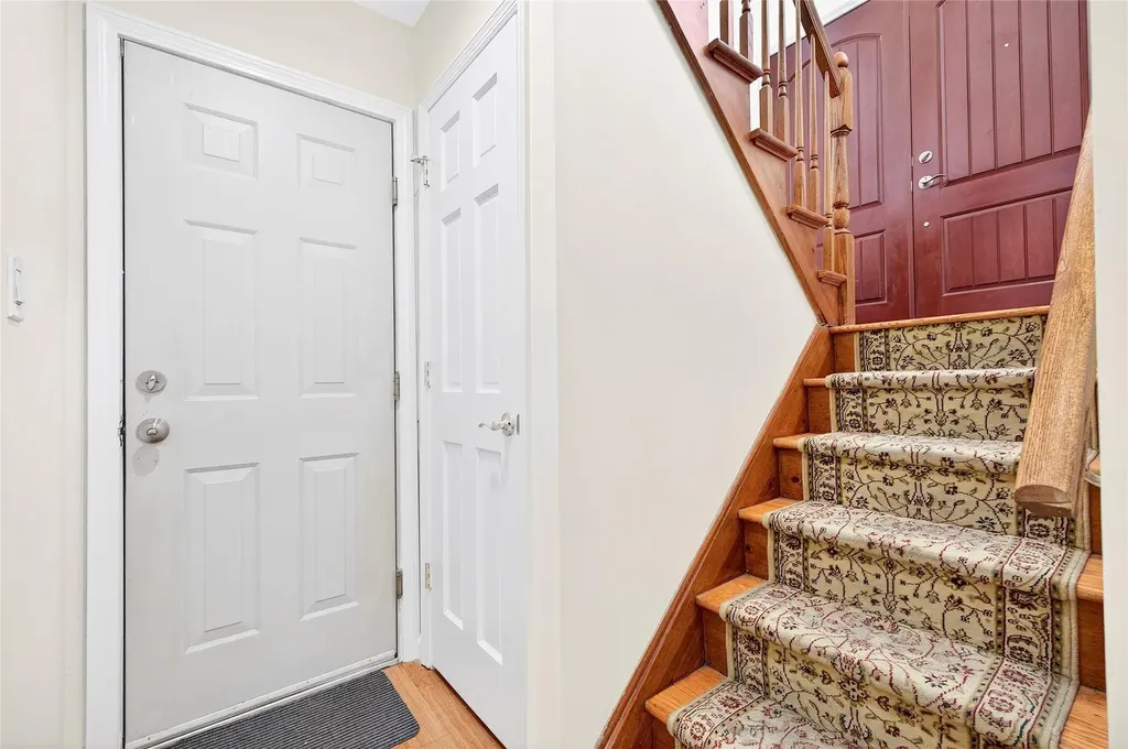 42 Walter Drive Stony Point NY 10980