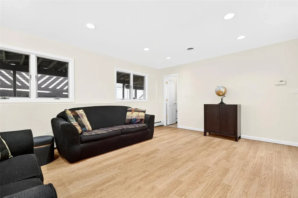 42 Walter Drive Stony Point NY 10980