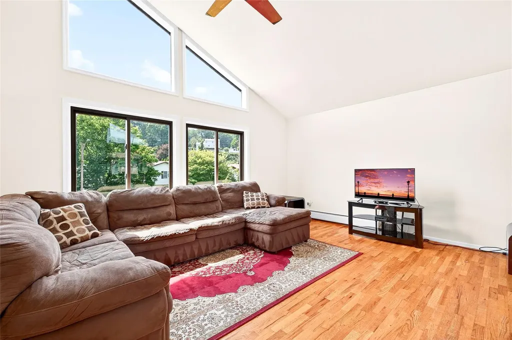 42 Walter Drive Stony Point NY 10980
