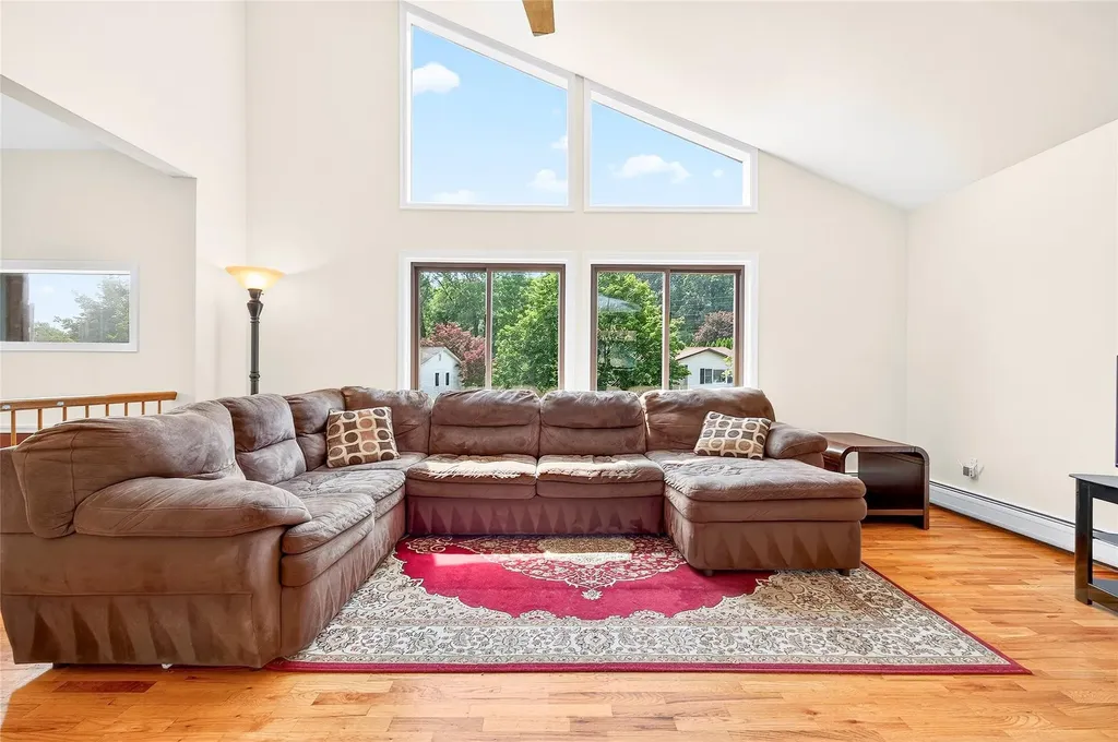 42 Walter Drive Stony Point NY 10980