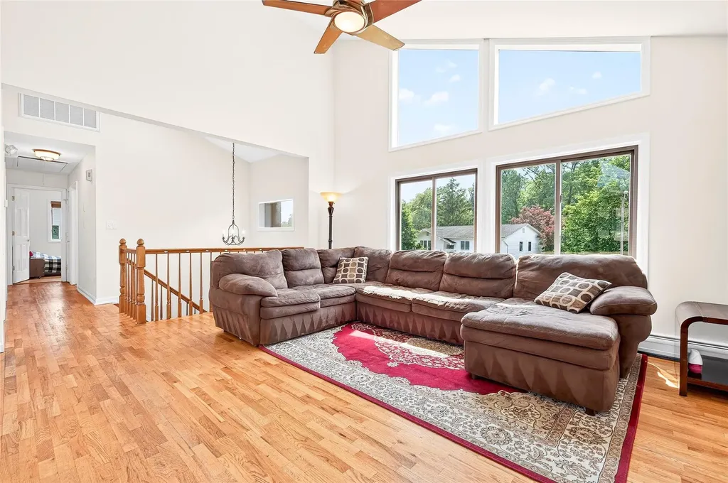 42 Walter Drive Stony Point NY 10980