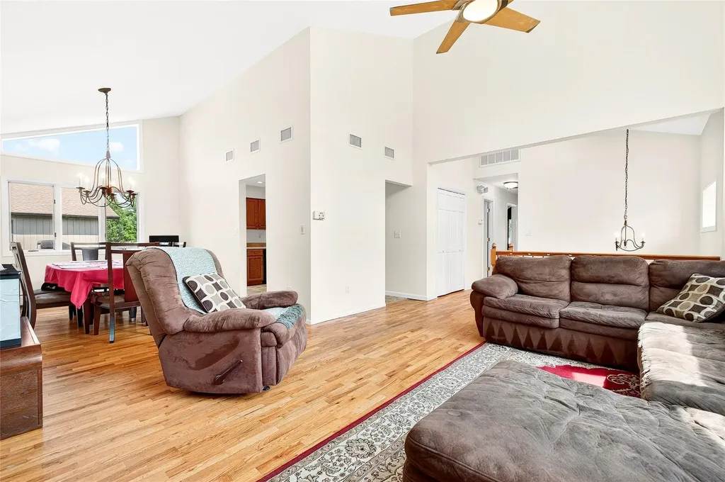 42 Walter Drive Stony Point NY 10980