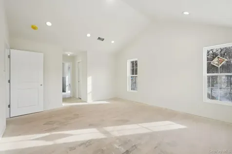 14 Vargas (AKA 70 Jessup Ln) Circle Stony Point NY 10980