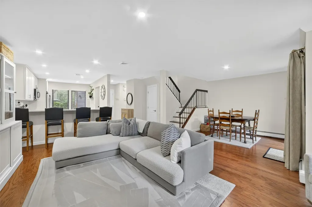 233 Woods Brooke Circle Ossining NY 10562