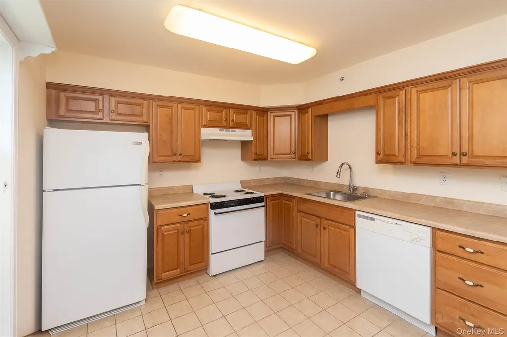 74 Aveonis Court Fishkill NY 12524