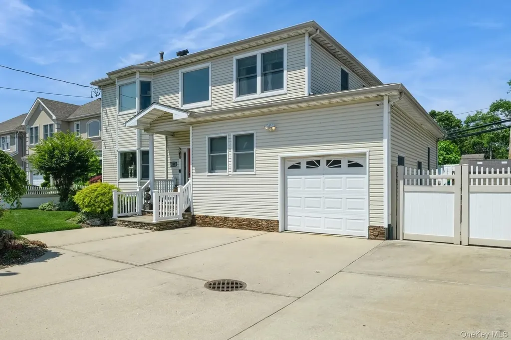 198 Central Avenue Bethpage NY 11714
