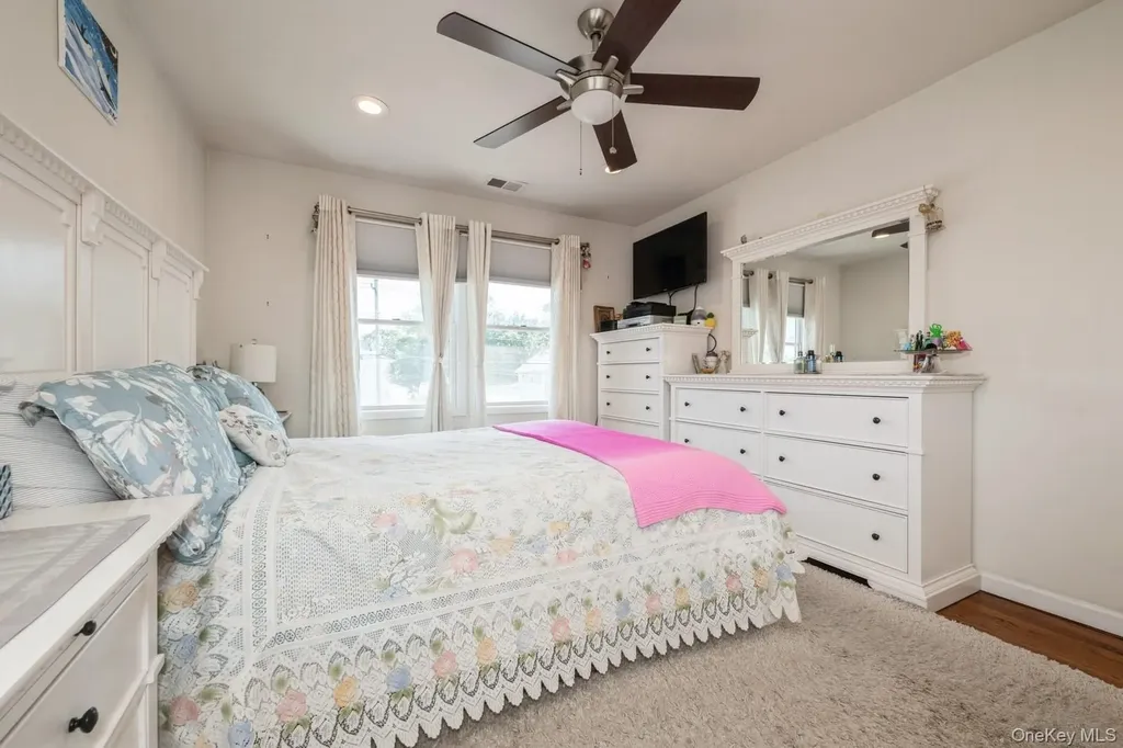 198 Central Avenue Bethpage NY 11714