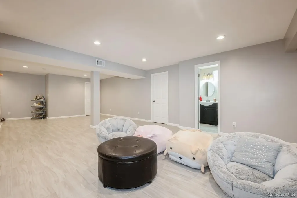 198 Central Avenue Bethpage NY 11714