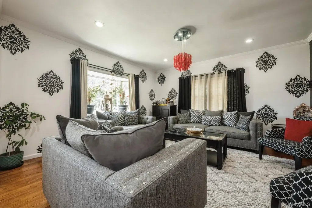 198 Central Avenue Bethpage NY 11714