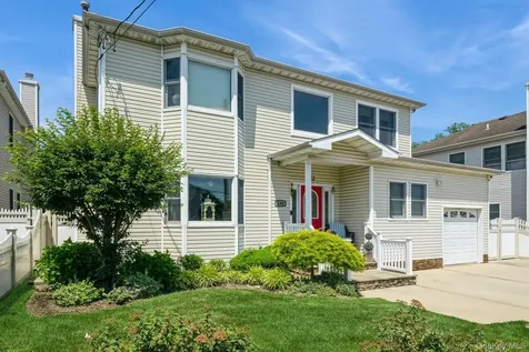 198 Central Avenue Bethpage NY 11714