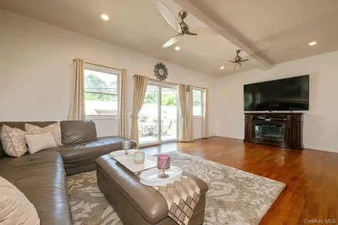 198 Central Avenue Bethpage NY 11714