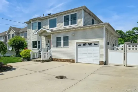 198 Central Avenue Bethpage NY 11714