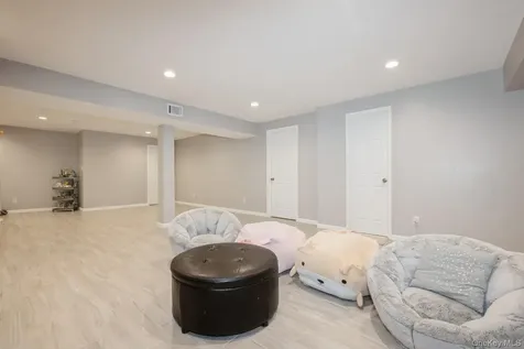 198 Central Avenue Bethpage NY 11714