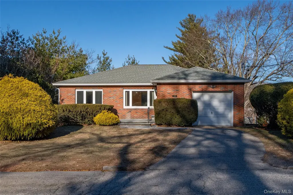 23 Bradley Street Dobbs Ferry NY 10522