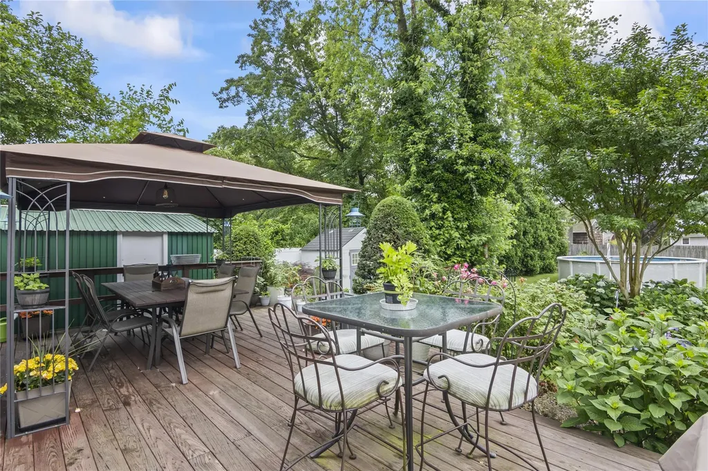 138 Dawn Drive Centereach NY 11720