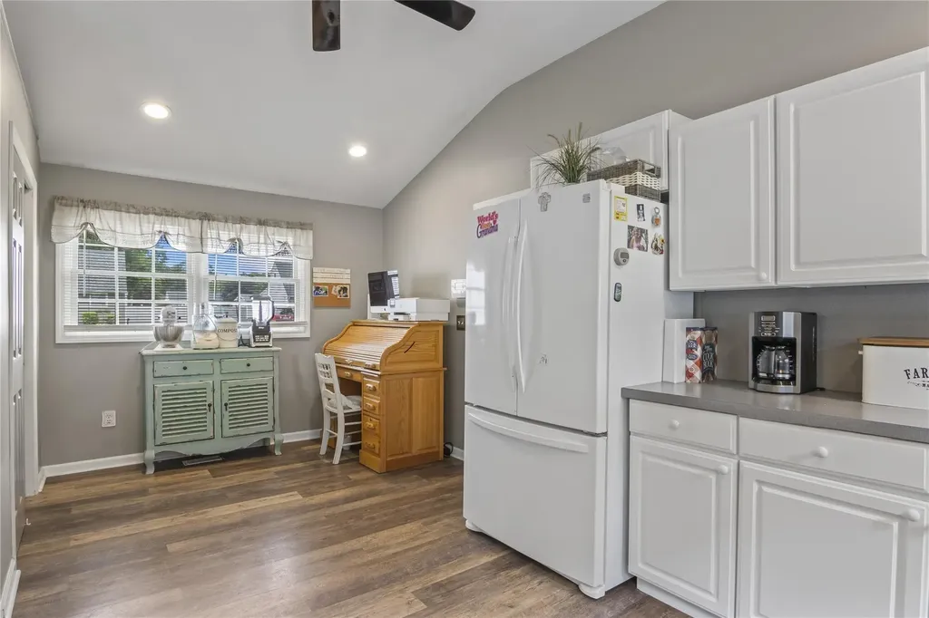 138 Dawn Drive Centereach NY 11720