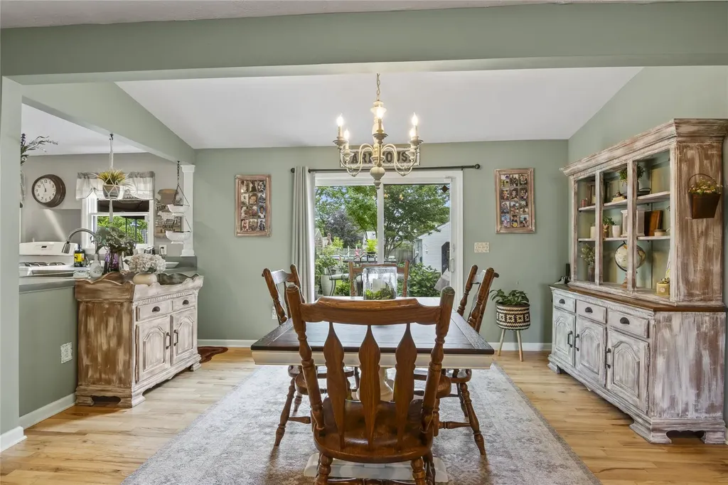 138 Dawn Drive Centereach NY 11720