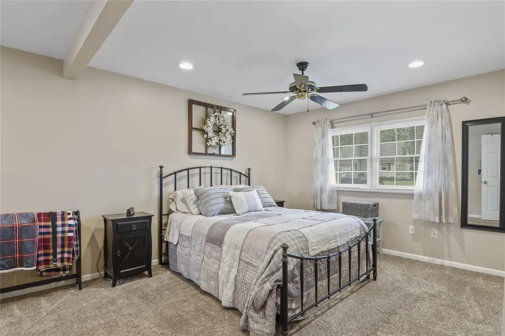 138 Dawn Drive Centereach NY 11720