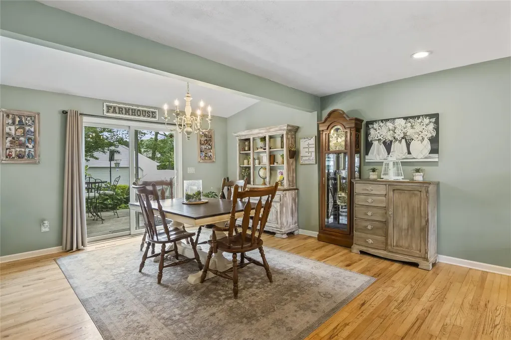 138 Dawn Drive Centereach NY 11720