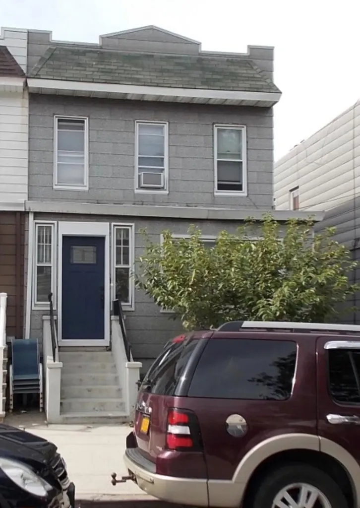 5944 57th Road Maspeth NY 11378