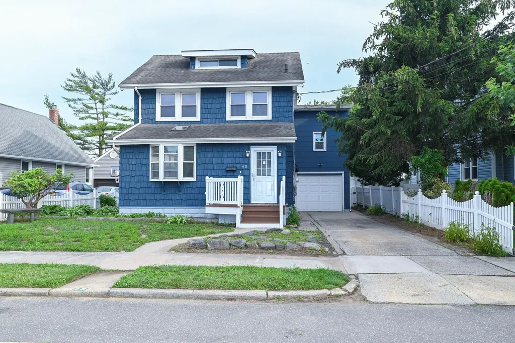 48 Washington Avenue Lynbrook NY 11563
