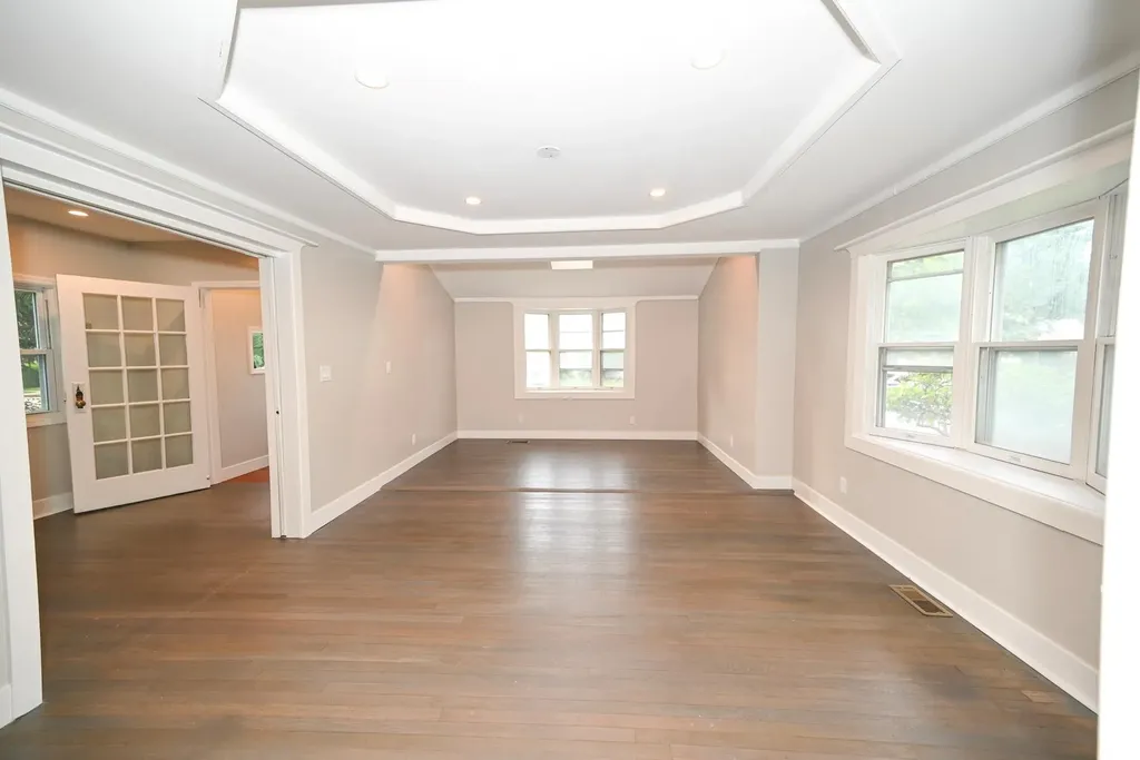 48 Washington Avenue Lynbrook NY 11563
