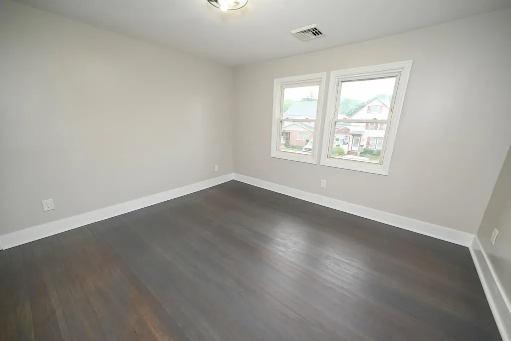 48 Washington Avenue Lynbrook NY 11563