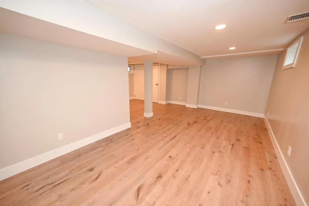 48 Washington Avenue Lynbrook NY 11563