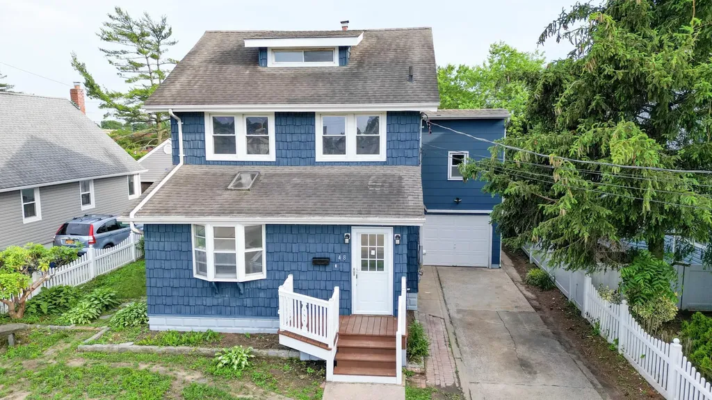 48 Washington Avenue Lynbrook NY 11563