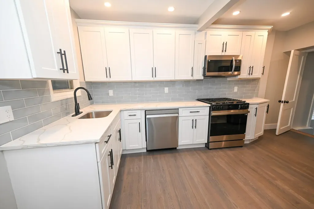 48 Washington Avenue Lynbrook NY 11563
