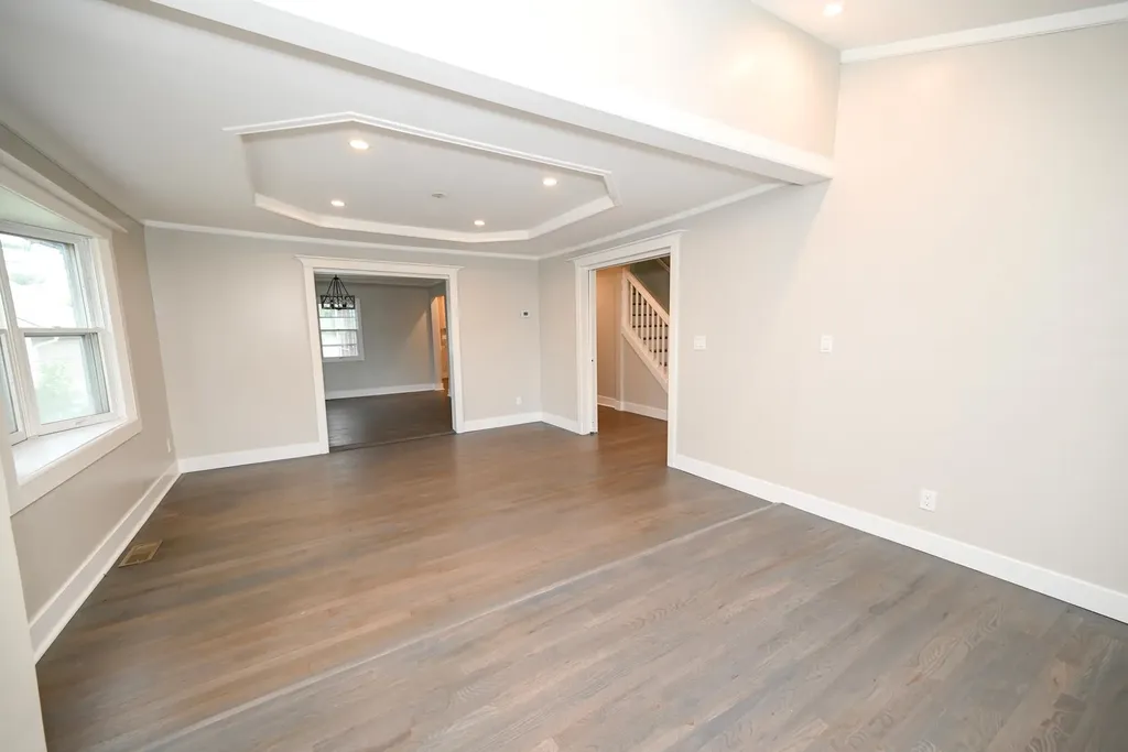 48 Washington Avenue Lynbrook NY 11563