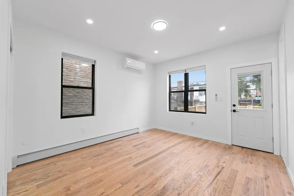 658 E 91st Street Brooklyn NY 11236