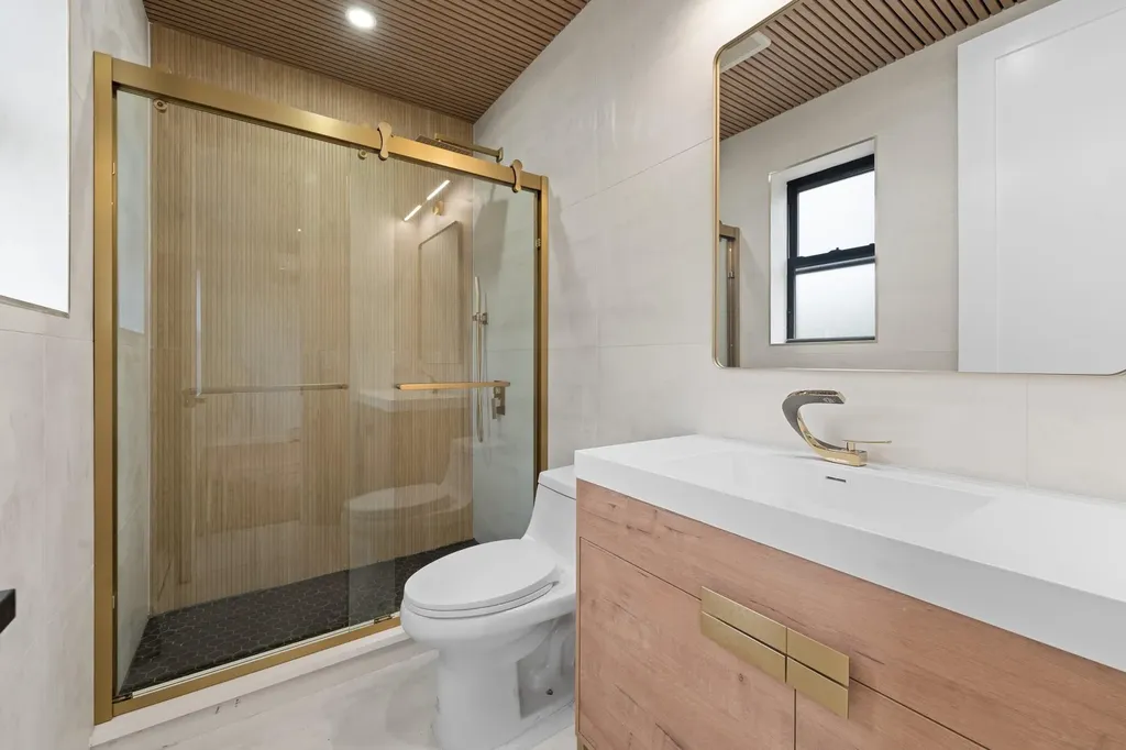 658 E 91st Street Brooklyn NY 11236