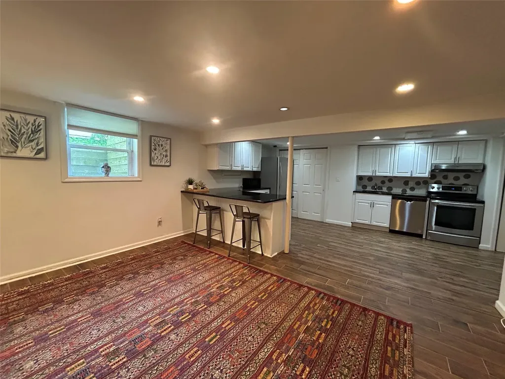 97 Farm Road E Wading River NY 11792