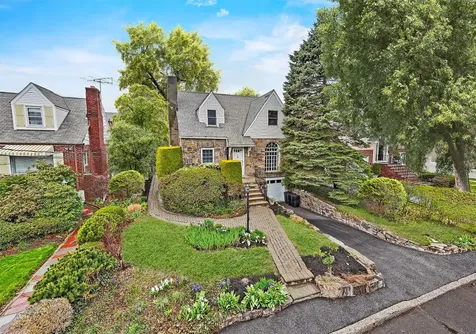 41 Saint Johns Avenue Yonkers NY 10704