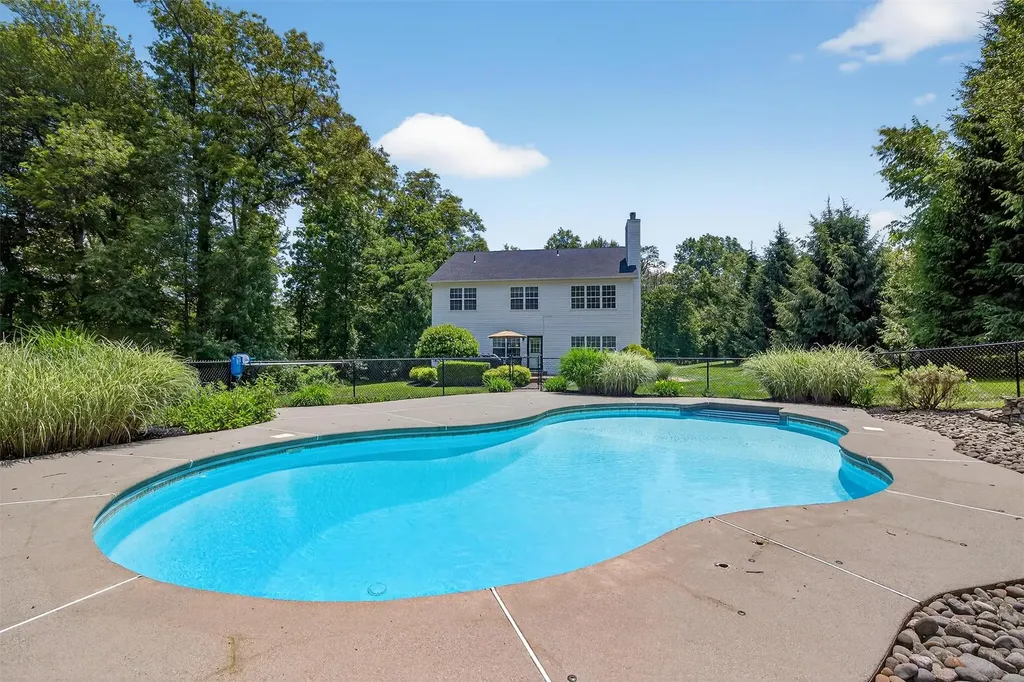 85 Decker Drive Walden NY 12586